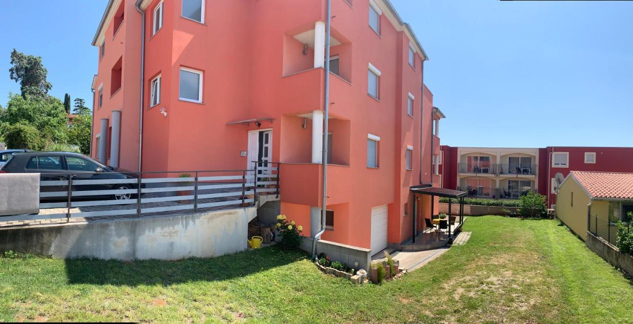Apartment Luzia บานโจเล ภายนอก รูปภาพ