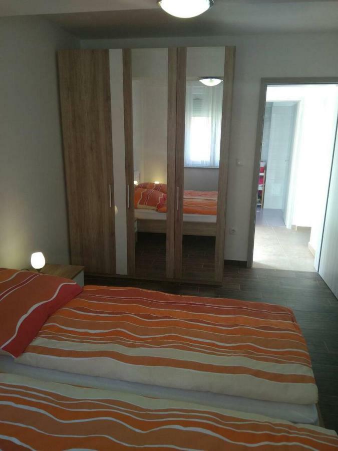 Apartment Luzia บานโจเล ภายนอก รูปภาพ