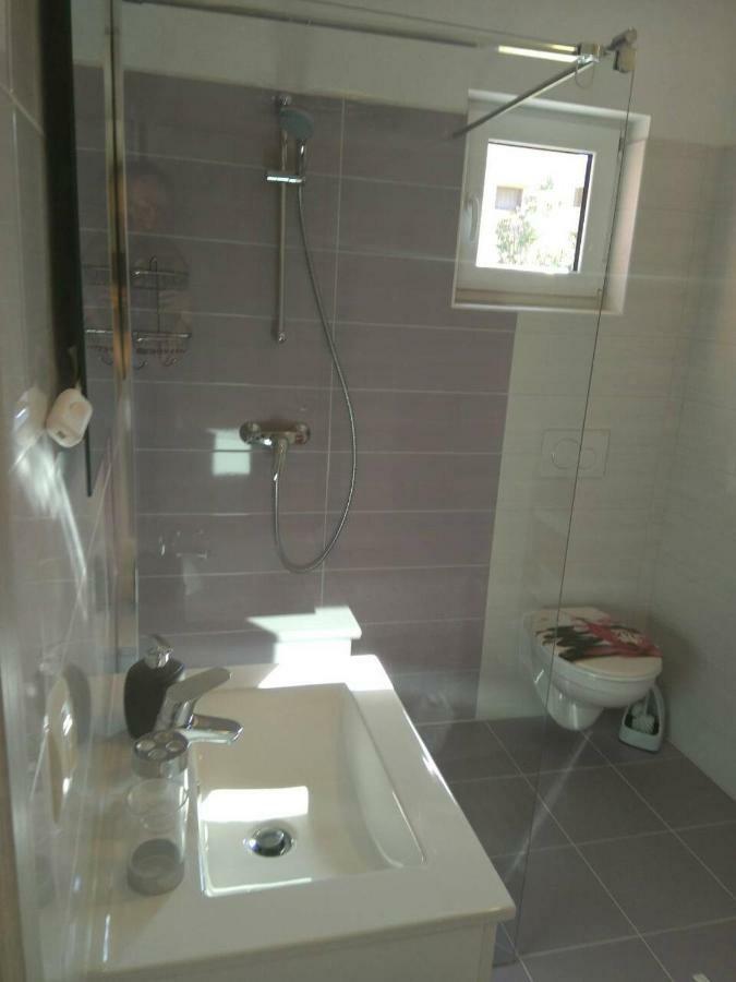 Apartment Luzia บานโจเล ภายนอก รูปภาพ